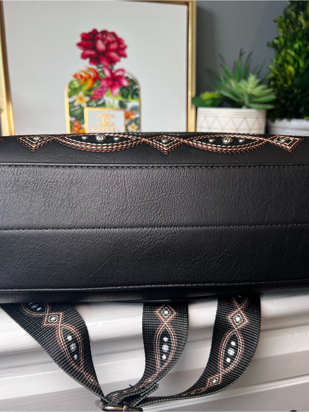 Wrangler Southwestern Tooled Tote Bag Black Faux Leather Western Satchel NWT - Picture 9 of 11